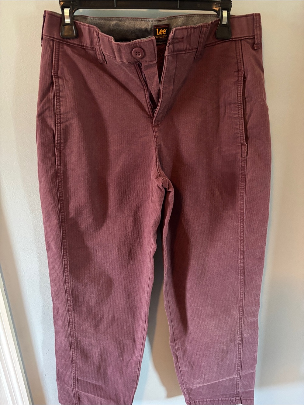 Lee Women's Straight-Leg Pants in Dusty purple